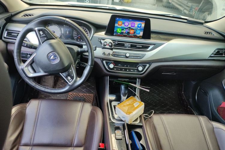 Used Changan Raeton CC 2018 1.5T Automatic Elegant Version China V Standard
