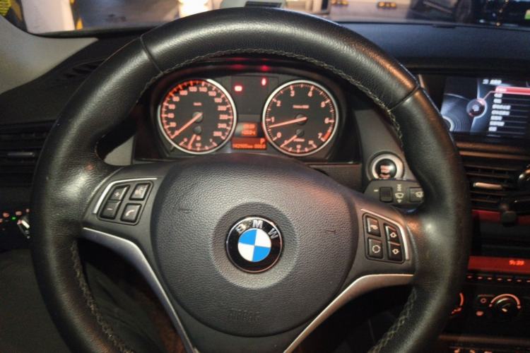 Used BMW X1 2015 sDrive18i Fashion Upgrade Edition