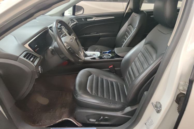 Used Ford Mondeo 2013 2.0L GTDi240 Flagship Edition
