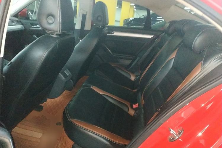 Used Volkswagen Lamando 2019 230TSI DSG Fashion Edition China V Standard
