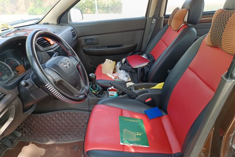 Used Wuling Hongguang 2015 1.2L S Base Model China IV Left Front Seat