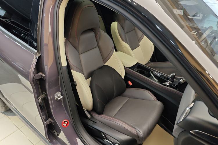 Used Lynk & Co 02 2020 High-Energy Edition 2.0T Automatic Two-Wheel Drive Shine Pro Edition
