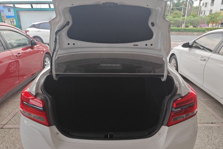 Used Toyota YARiS L Zhi Xiang 2017 1.5E CVT Dynamic Edition Trunk