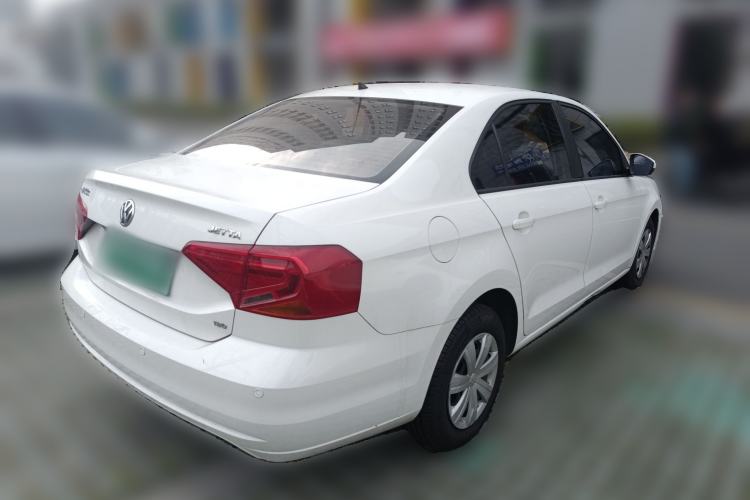 Used Volkswagen Jetta 2017 1.5L Manual Fashion Edition
