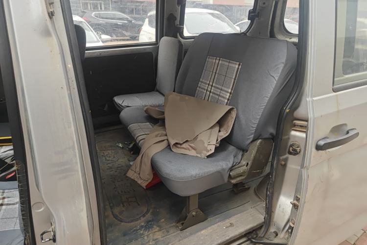 Used Wuling Rongguang V 2016 1.2L Practical Model Non-Power-Assisted
