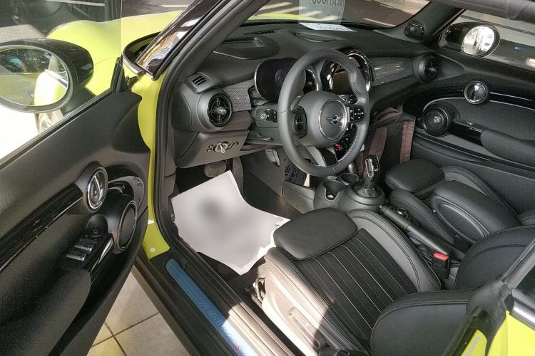 Used MINI MINI 2023 Revised 2.0T COOPER S CABRIO Artist