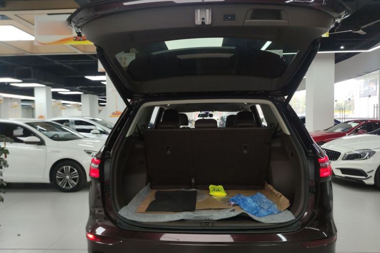 Used Volkswagen Viloran 2020 330TSI Luxury Edition