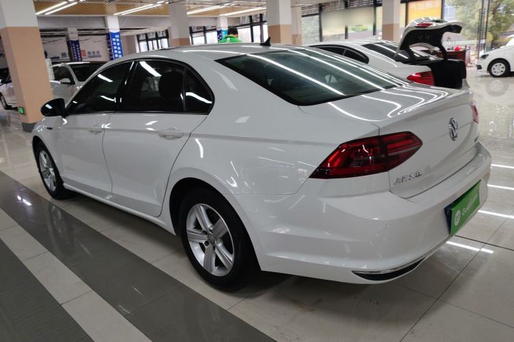 Used Volkswagen Lamando 2019 230TSI DSG Fashion Edition China VI