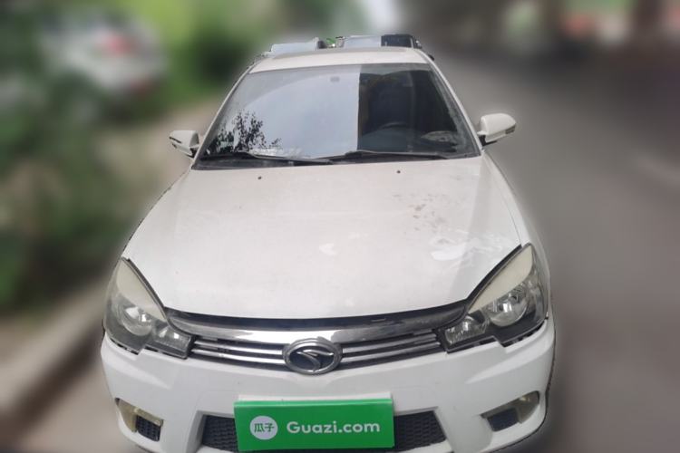 Used Soueast V3 Lingyue 2012 Revised Version 1.5L Manual – Style Edition
