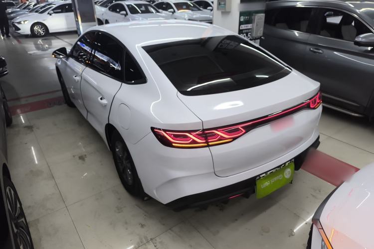 Used BYD Qin L 2024 DM-i 80KM Leading Model
