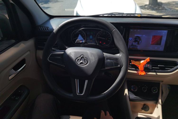 Used CHANGAN KUAYUE Xing V7 EV 2024 251 km Hatchback Comfort Version 6 Seats
