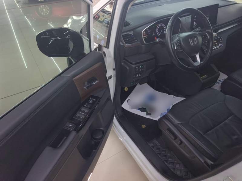 Used Honda Odyssey 2022 2.0L eHEV Sharp·Luxury Edition — 15