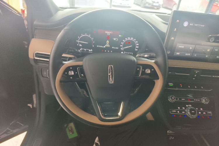 Used Lincoln Corsair 2021 2.0T Two-Wheel-Drive Luxury Edition