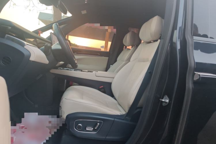 Used Zeekr 009 2022 WE Edition