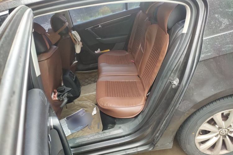 Used Volkswagen Magotan 2012 Revised 1.8TSI Luxury Version Left Rear Seat