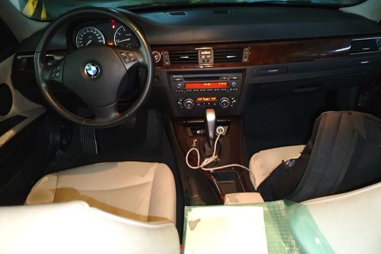 Used BMW 3 Series 2011 320i Sport Edition

