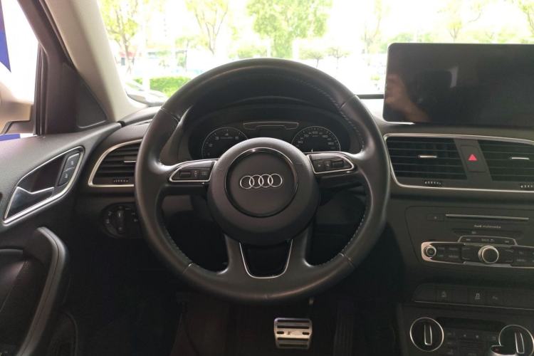 Used Audi Q3 2018 30th Anniversary Edition 30 TFSI Fashion Model
