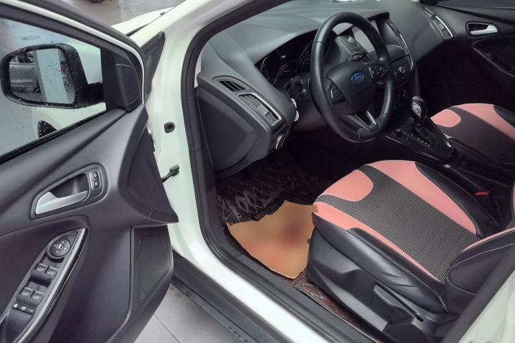 Used Ford Focus 2015 Hatchback EcoBoost 180 Automatic Elite Model Driver Seat