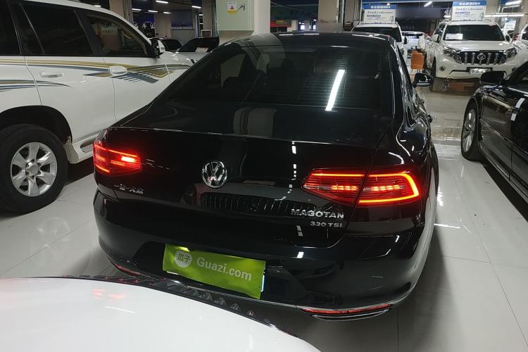 Used Volkswagen Magotan 2017 330TSI DSG Luxury Model