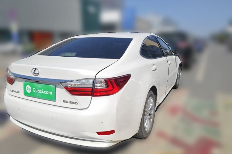 Used Lexus ES 2015 250 Elegant Edition
