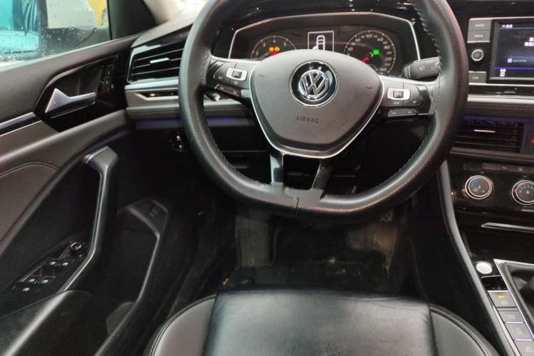 Used Volkswagen Sagitar 2019 200TSI DSG Comfort Version China VI Standard
