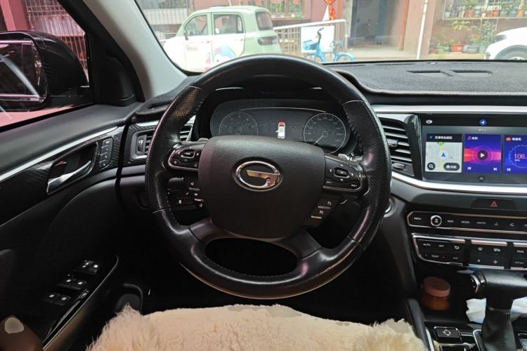 Used GAC Trumpchi GS7 2017 320T Two-Wheel-Drive Luxury Smart Connectivity Model
