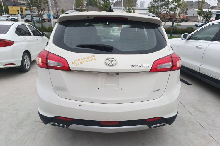 Used BAIC Senova X65 2015 2.0T Automatic Elite Model
