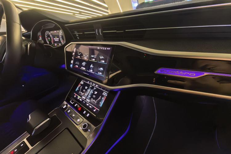 Used Audi A7L 2024 45 TFSI quattro Luxury Edition
