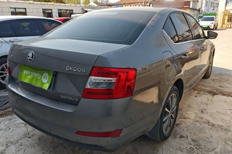 Used Skoda Octavia 2017 1.6L Automatic Chuanxing Edition

