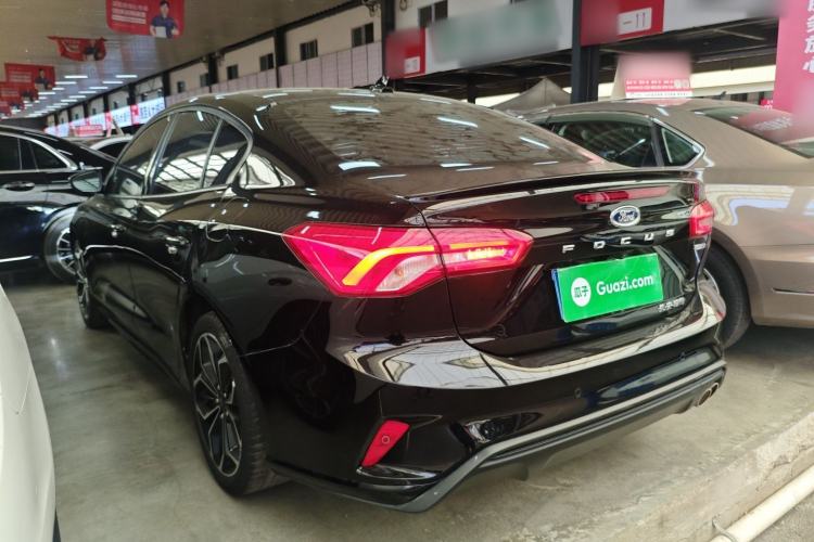 Used Ford Focus 2021 Sedan EcoBoost 180 Automatic ST Line