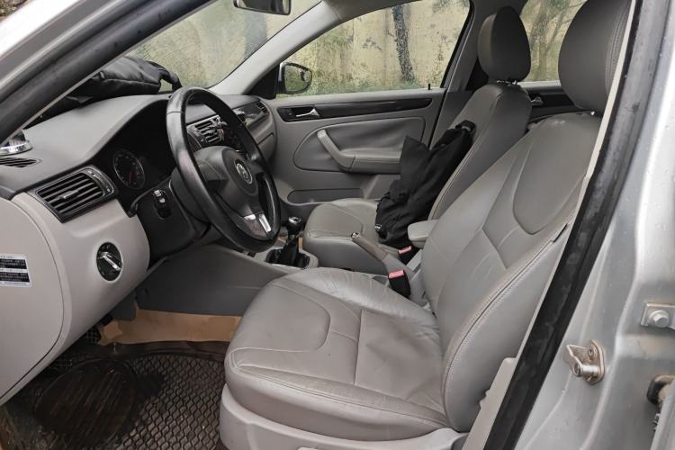 Used Volkswagen Bora 2012 1.6L Manual Comfort Model
