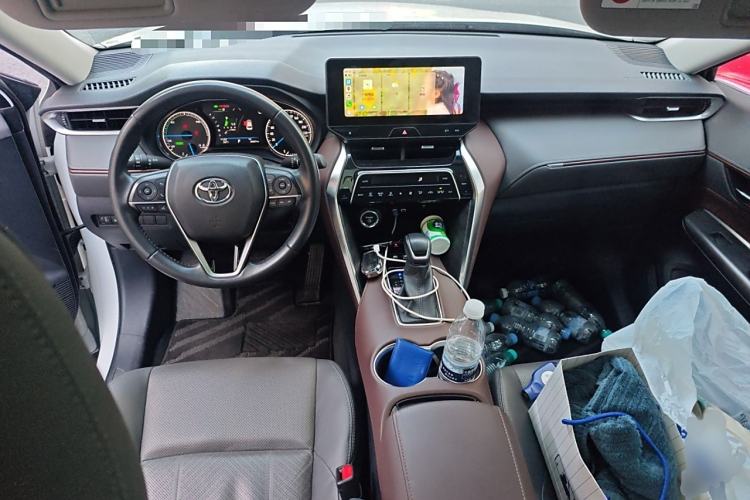 Used Toyota Harrier 2023 Dual-Engine 2.5L CVT Two-Wheel Drive Luxury Edition