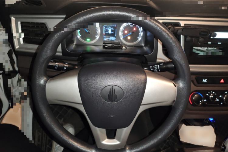 Used BAIC Ruixiang Boteng V2 EV 2022 Enclosed Van Standard Type Henan Lithium Battery Steering Wheel