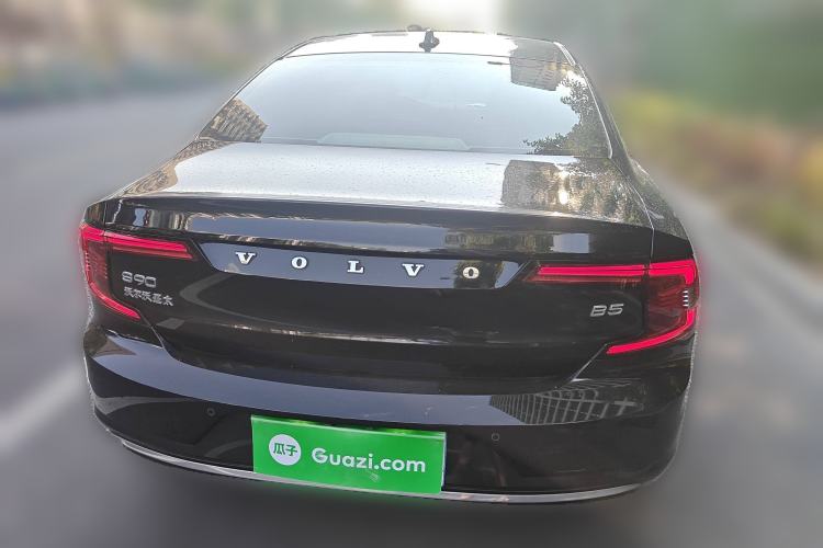 Used Volvo S90 2021 B5 Zhiyuan Luxury Edition
