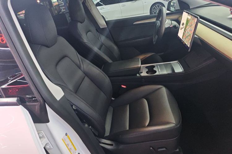 Used Tesla Model Y 2021 Standard Range Rear-Wheel Drive Version