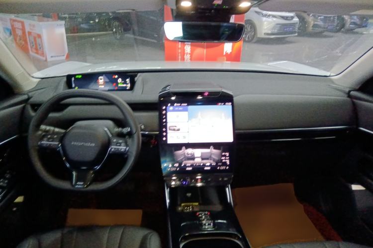 Used Honda P7 2025 Rear-Drive Long-Range Pro
