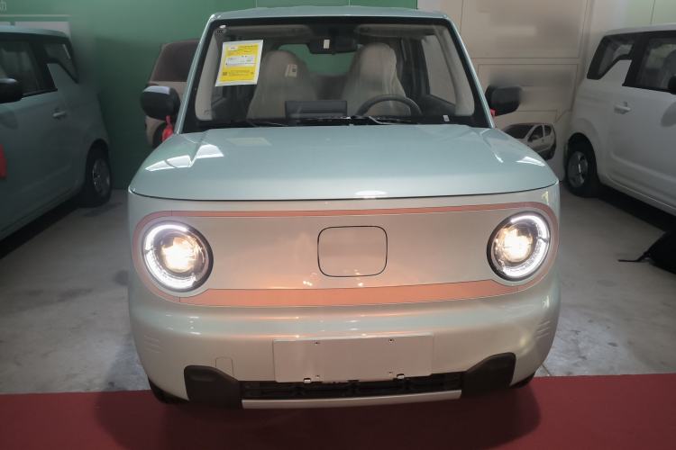 Used Geely Galaxy Panda 2024 Panda Mini 200km Endurance Bear Front