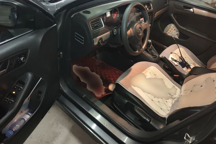 Used Volkswagen Sagitar 2012 1.6L Automatic Comfort Edition
