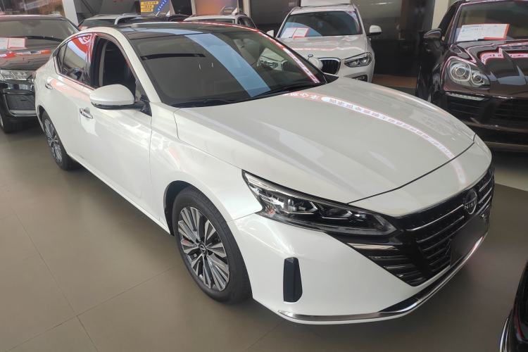 Used Nissan Teana 2022 2.0L XL-TLS Enjoyment Edition Front Right 45 Deg