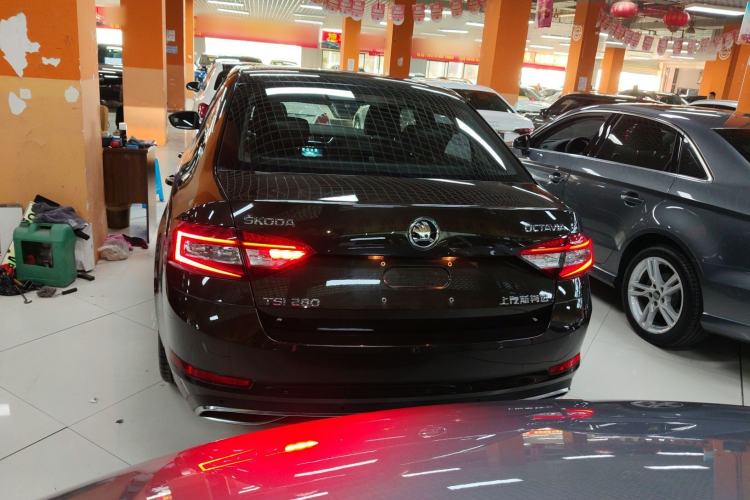 Used Skoda Octavia 2019 TSI280 DSG Luxury Edition