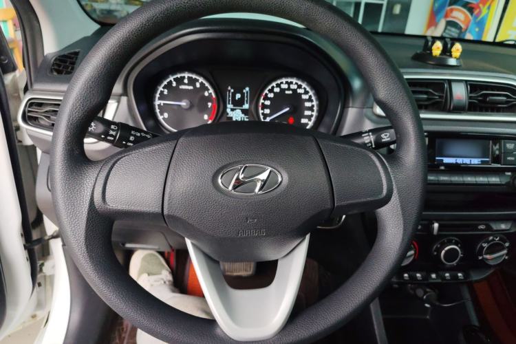 Used Hyundai Verna (older generation) 2017 1.4L Automatic YueXiang Edition China V-standard
