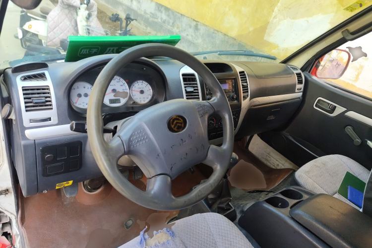 Used Golden Dragon Hiace 