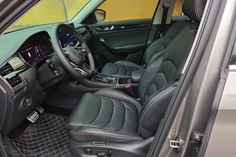 Used Skoda Kodiaq 2019 Facelifted TSI330 7-Seater Two-Wheel-Drive Luxury Enjoyment Edition China VI Standard