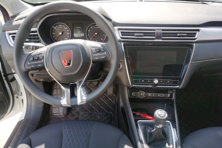 Used Roewe i5 2020 1.5L Manual 4G Connect Luxury Edition
