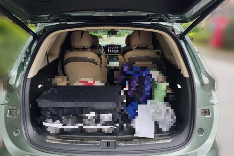 Used Hima AITO M7 2022 1.5T Four-Wheel Drive Luxury Edition Trunk