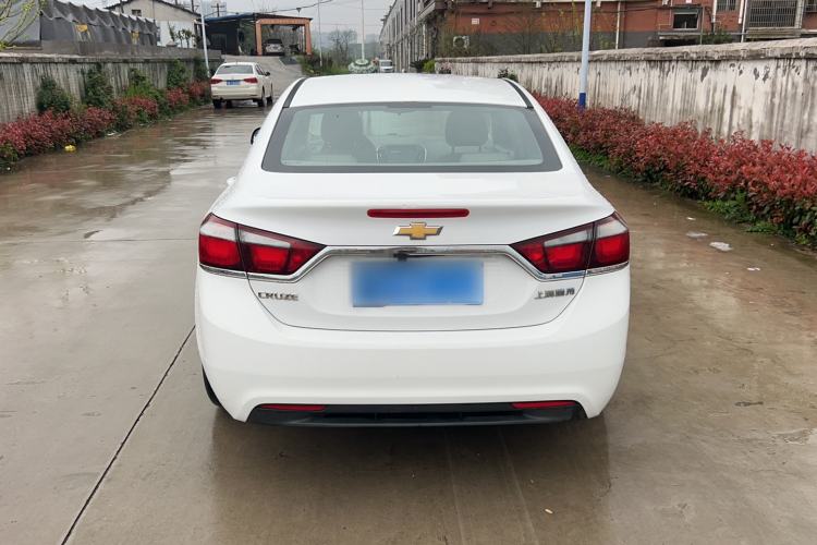 Used Chevrolet Cruze 2016 1.5L Automatic Stylish Sunroof Version
