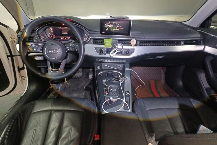 Used Audi A4L 2019 40 TFSI Fashion Edition China VI Emission Standard