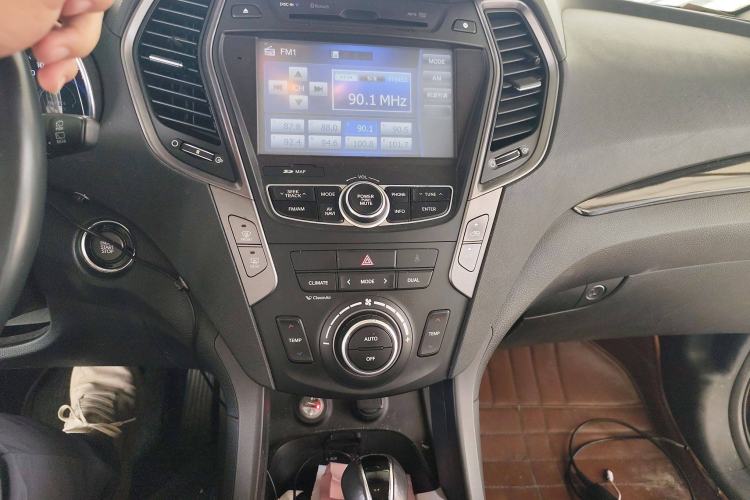 Used Hyundai Grand SantaFe 2013 2.2T 7-Seater Four-Wheel-Drive Comfort Edition
