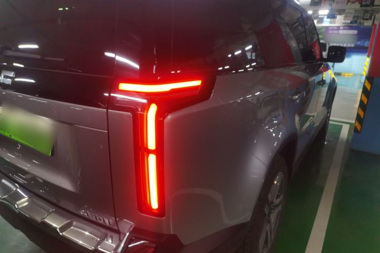 Used Polestones 01 2023 All-Purpose 7-Seater Version
