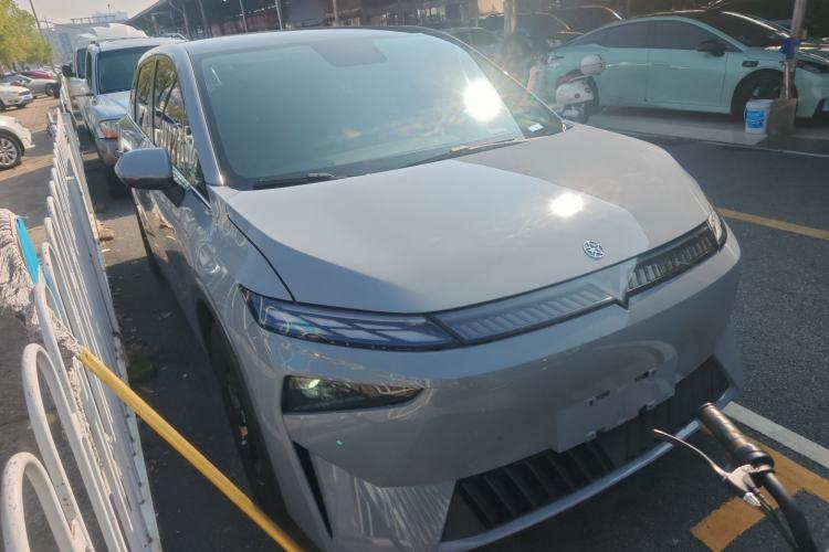 Used Venucia VX6 2024 520 Travel Edition